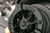 散热器异响问题如何排查和修复？