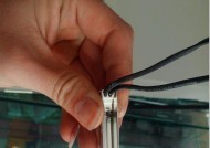 显示器上日光灯的遮挡方法是什么？