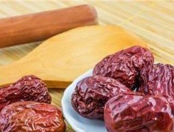 促进头发生长的6种营养食物（让你的头发焕发活力的秘密食物）