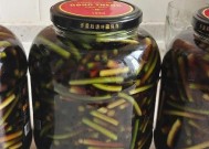 如何制作脆口又美味的蒜苔腌制品（自家制作）