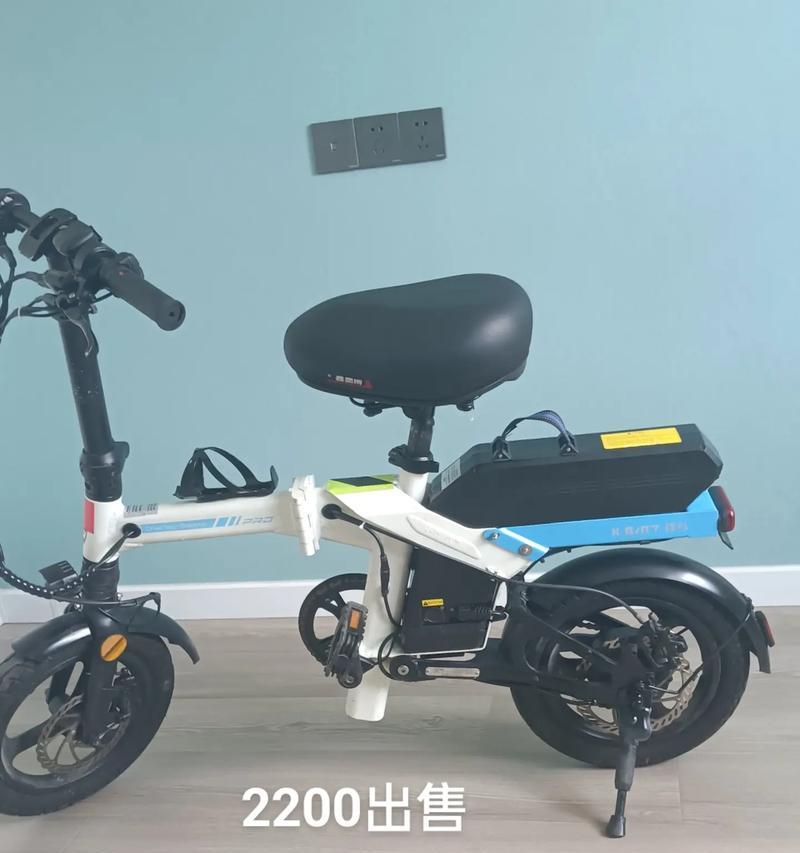 浩克电瓶怎么取电视机？拆卸步骤和安全提示是什么？  第3张