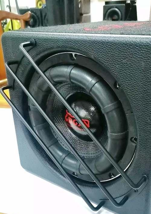 10寸白色低音炮有什么特点？如何选购？  第2张