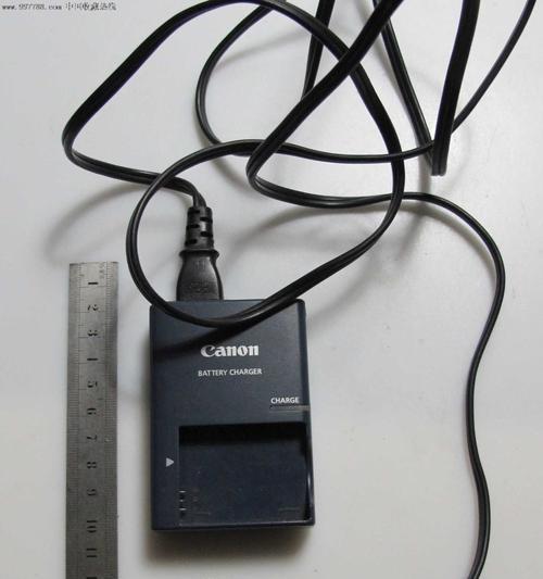 佳能充电器如何给手机充电？充电效果如何？  第2张