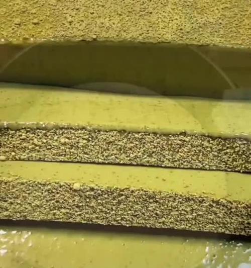 手机壳后面砖头的去除方法是什么？  第1张