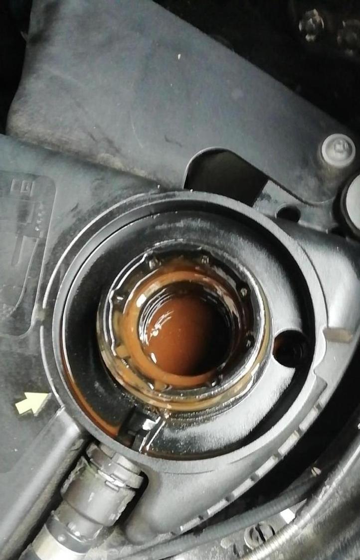 水箱散热器孔堵了怎么办？如何快速解决？  第3张