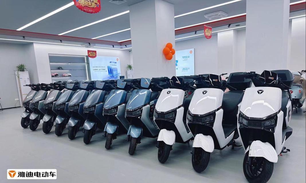 雅迪t60-d电池为什么有两个接口？两个接口的作用是什么？  第2张