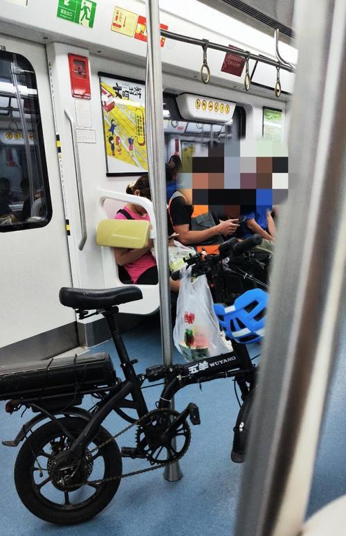 电瓶车在地铁中如何正确驾驶？  第3张