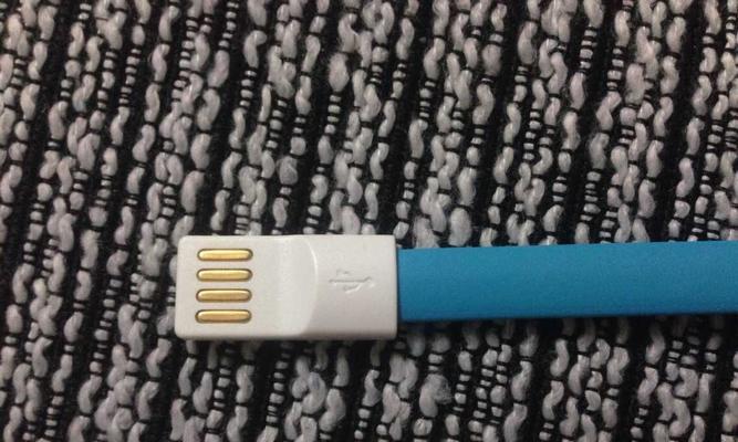 摆摊车布数据线的使用方法是什么？使用中应注意什么？  第1张
