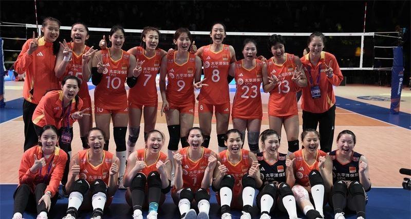 破格提拔！女排迎来新大脑，16岁扛国家队大旗，球迷呼吁老将回归  第13张