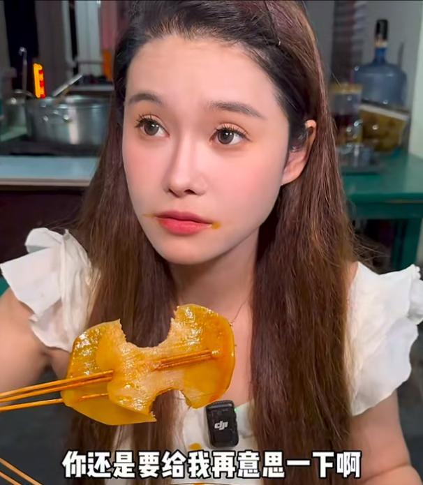 一个鸡爪10根签，美女吃四川串串花了418元，饭店曝光引网友狂喷  第12张