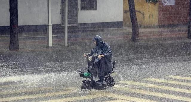 黑龙江多地发布暴雨预警，局地有强对流！2-3日出行注意安全  第4张