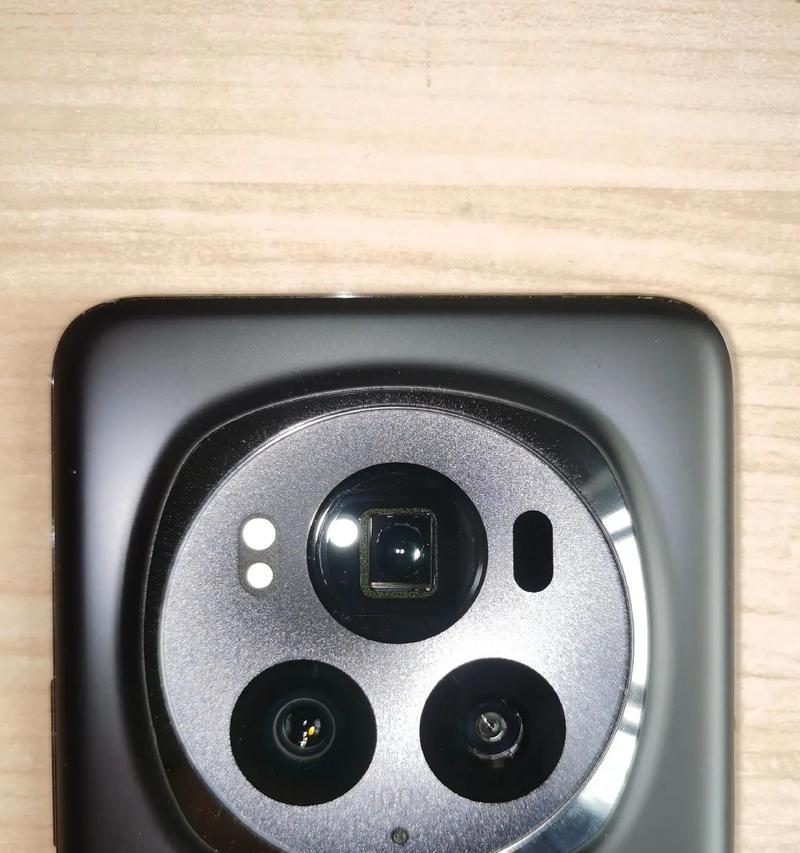 手机摄像头为何会显得过于亮？  第1张