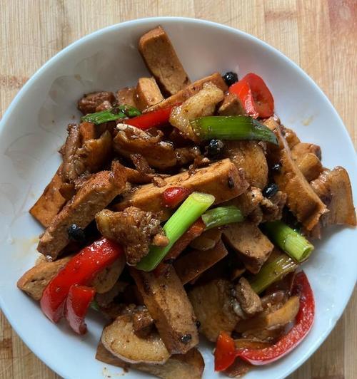 以豆腐干为主料，做出美味佳肴的秘诀（脆皮酥炸）  第3张