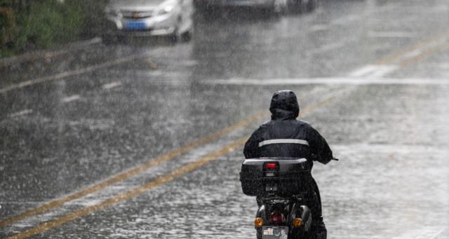 新一轮强降雨中心已锁定！今天夜间至16日天气，暴雨地区分布如下  第4张