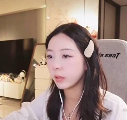 英雄联盟小楼打拳的技巧是什么？  第1张
