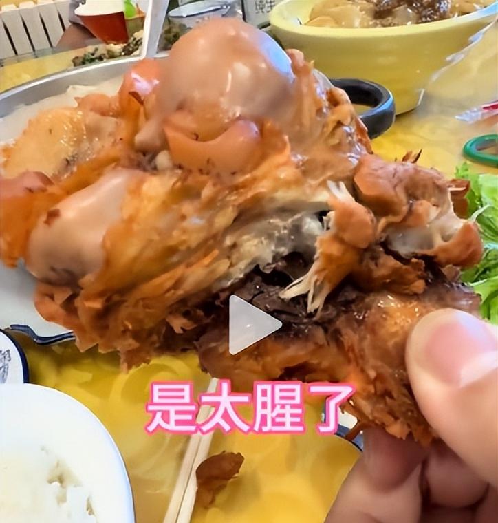 博主长春吃饭被宰，一瓶雪碧卖25，店家嚣张不认错，更多黑料被扒  第11张
