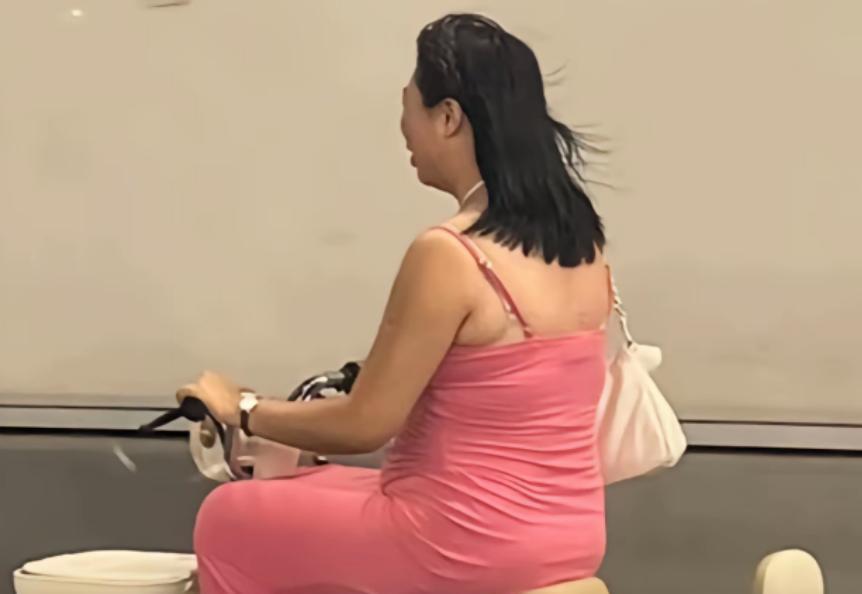 造成隧道拥挤的电动车女已“社死”：交警出手，名声和口碑都没了  第5张