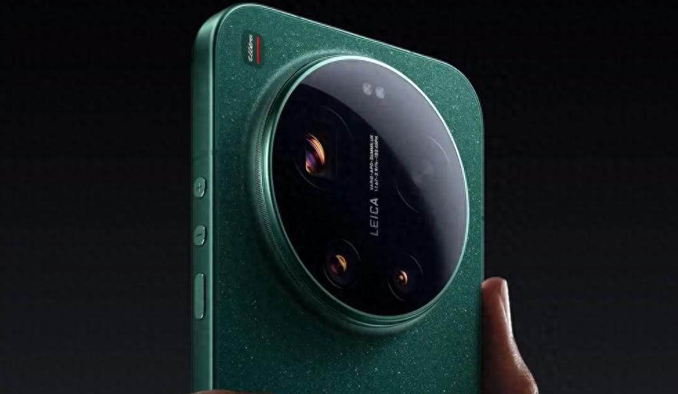 小米坚决清仓，16GB+1TB跌价3530元，2K屏+徕卡四摄+卫星通信  第1张