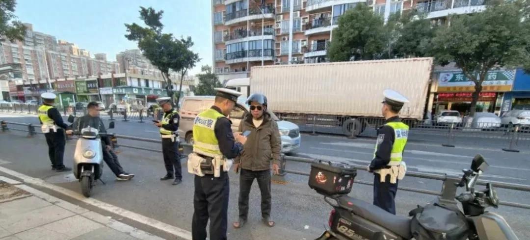 严查电动车该停了！3月起，这3类电动车放心骑，上路需守5个要求  第1张