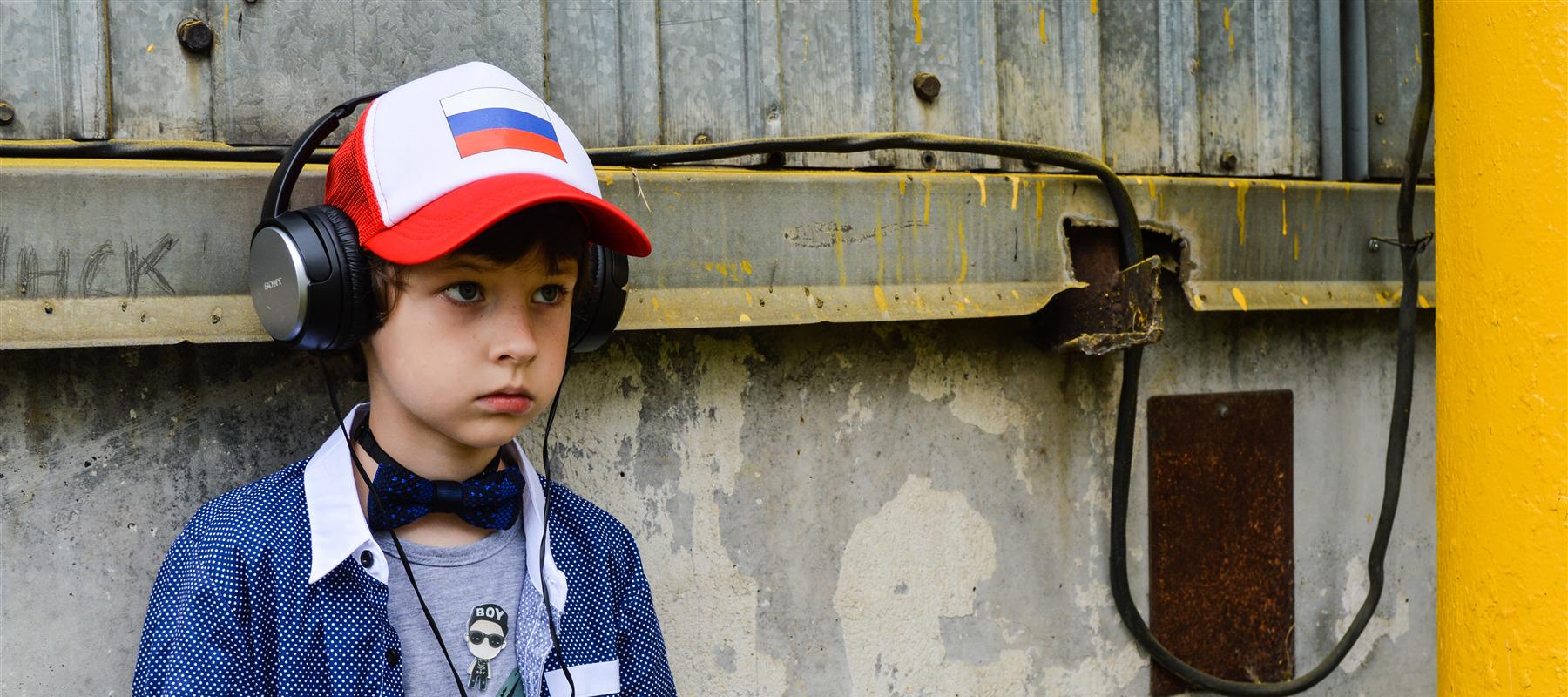 荣耀MagicV6正式发布，7150mAh+100倍长焦，8999元起售！  第6张