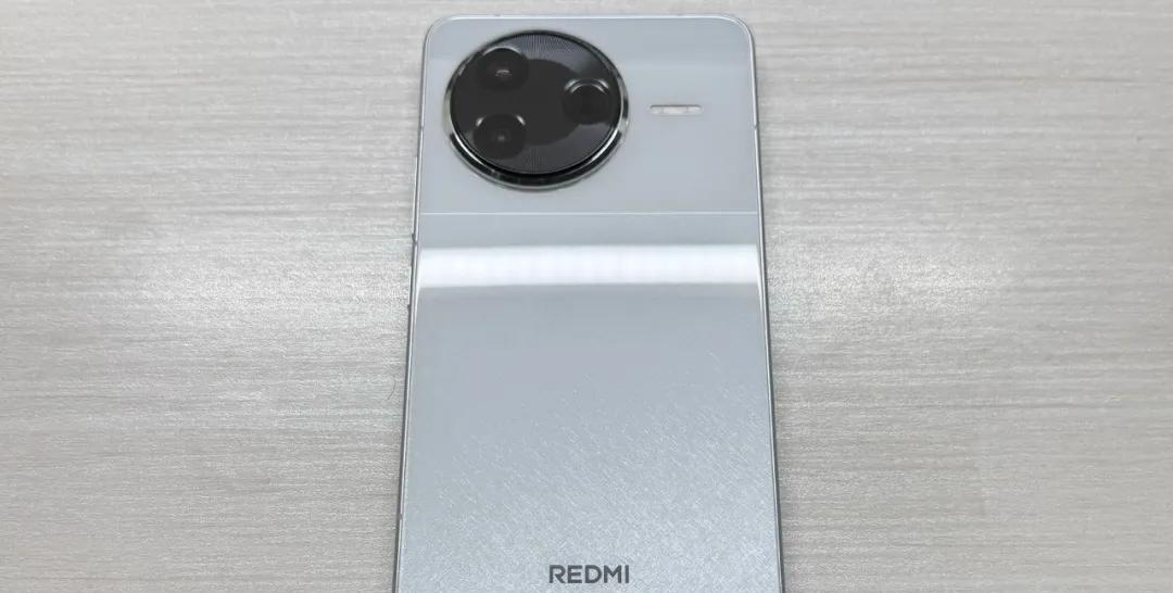 1200左右拿下骁龙8Gen3+2K直屏，适合大多数用户使用的一款二手机  第2张